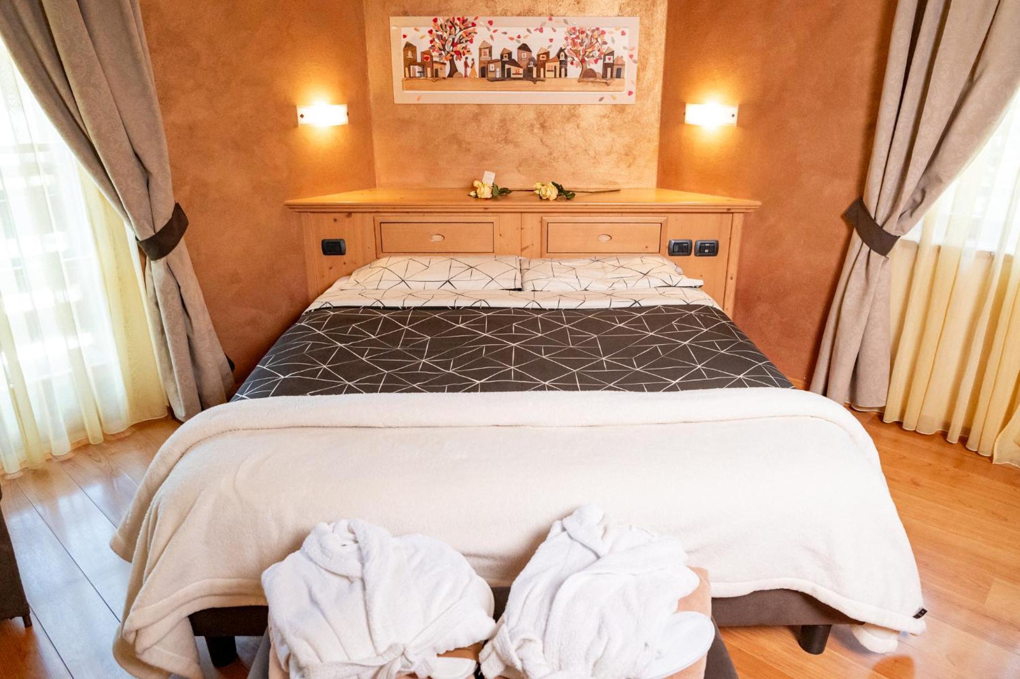 Romantic Charming Hotel Rancolin Moena Eksteriør billede